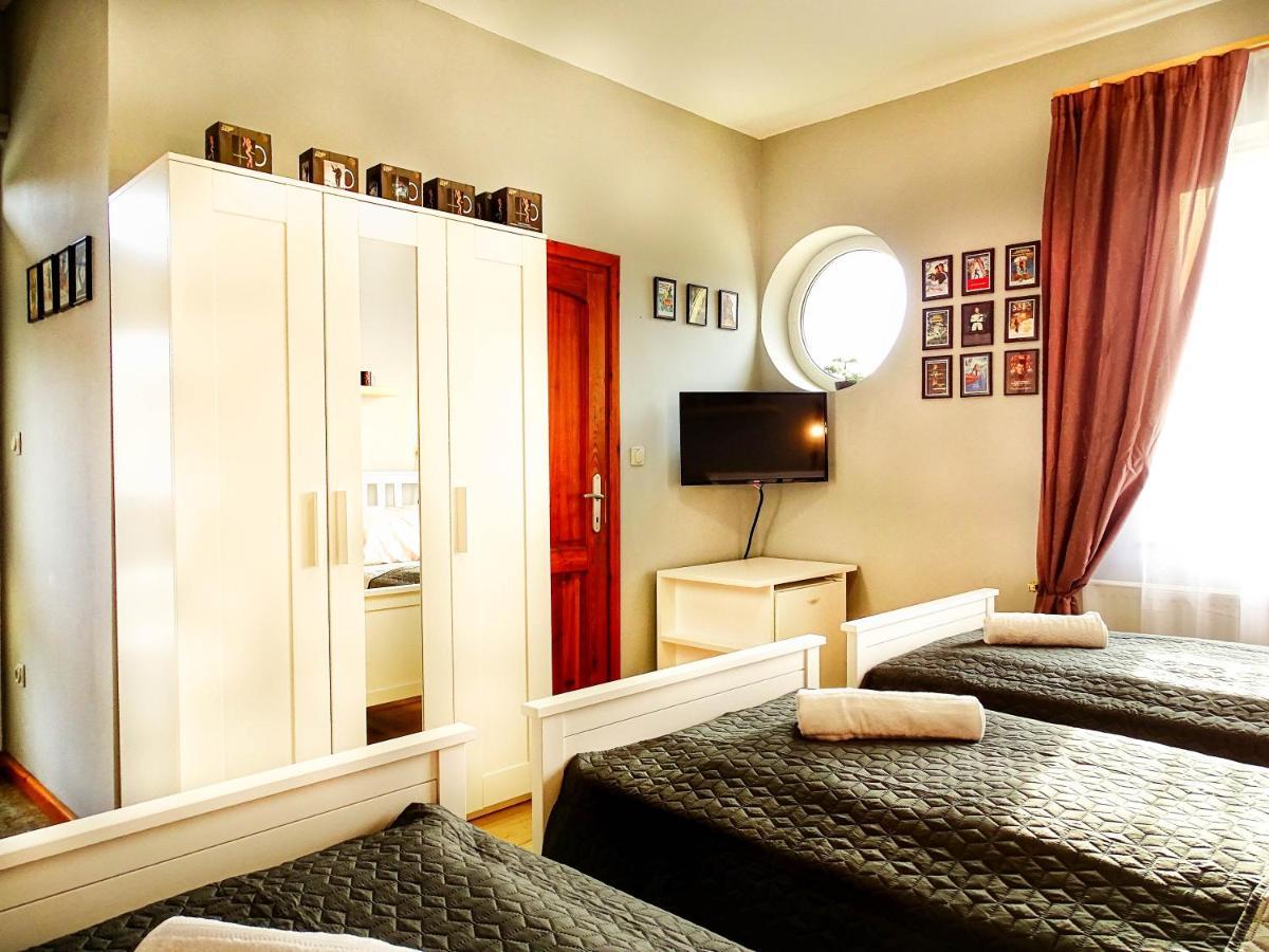 Notafa Vendeghaz Eger Hotel Екстериор снимка