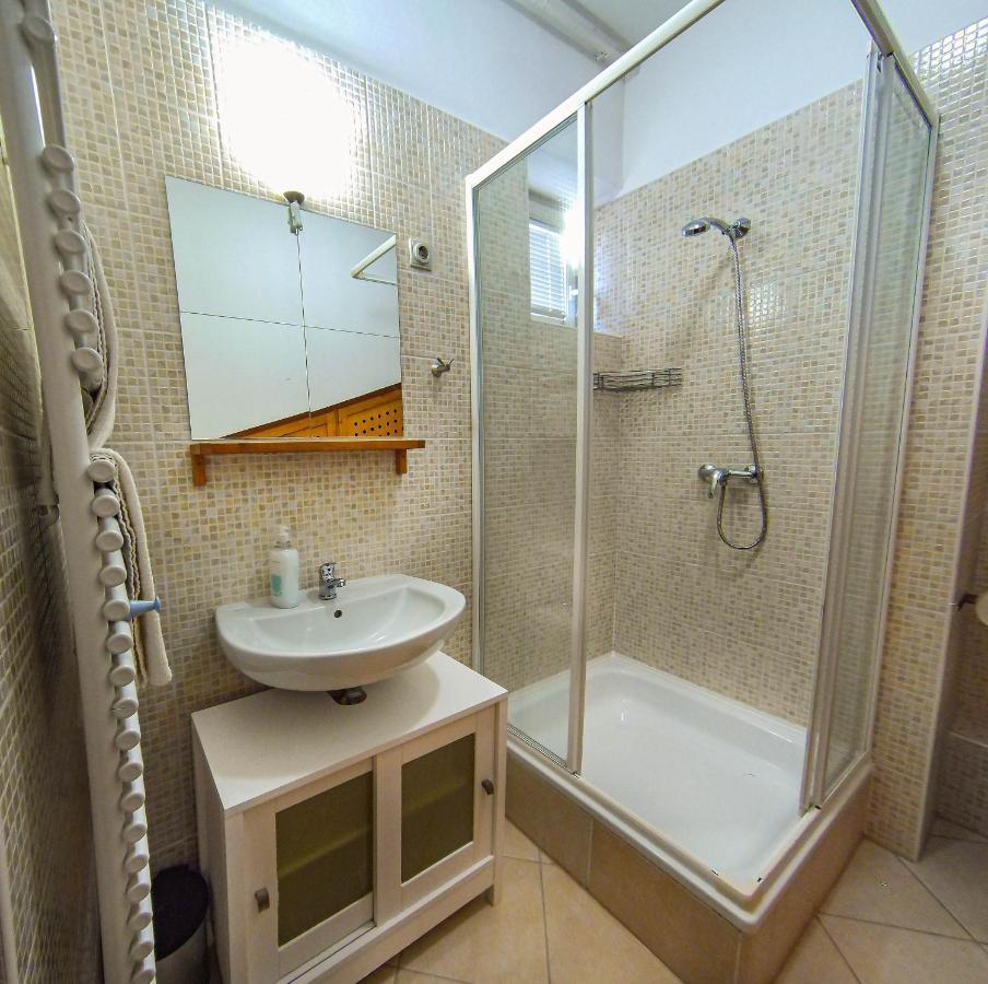 Notafa Vendeghaz Eger Hotel Екстериор снимка
